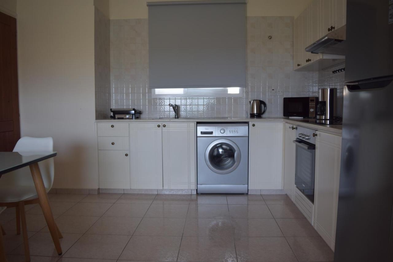 Eden Heights Sea View Apartment 203 - By Imh Travel & Tours Pafos Dış mekan fotoğraf