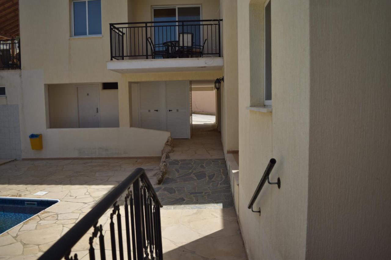 Eden Heights Sea View Apartment 203 - By Imh Travel & Tours Pafos Dış mekan fotoğraf